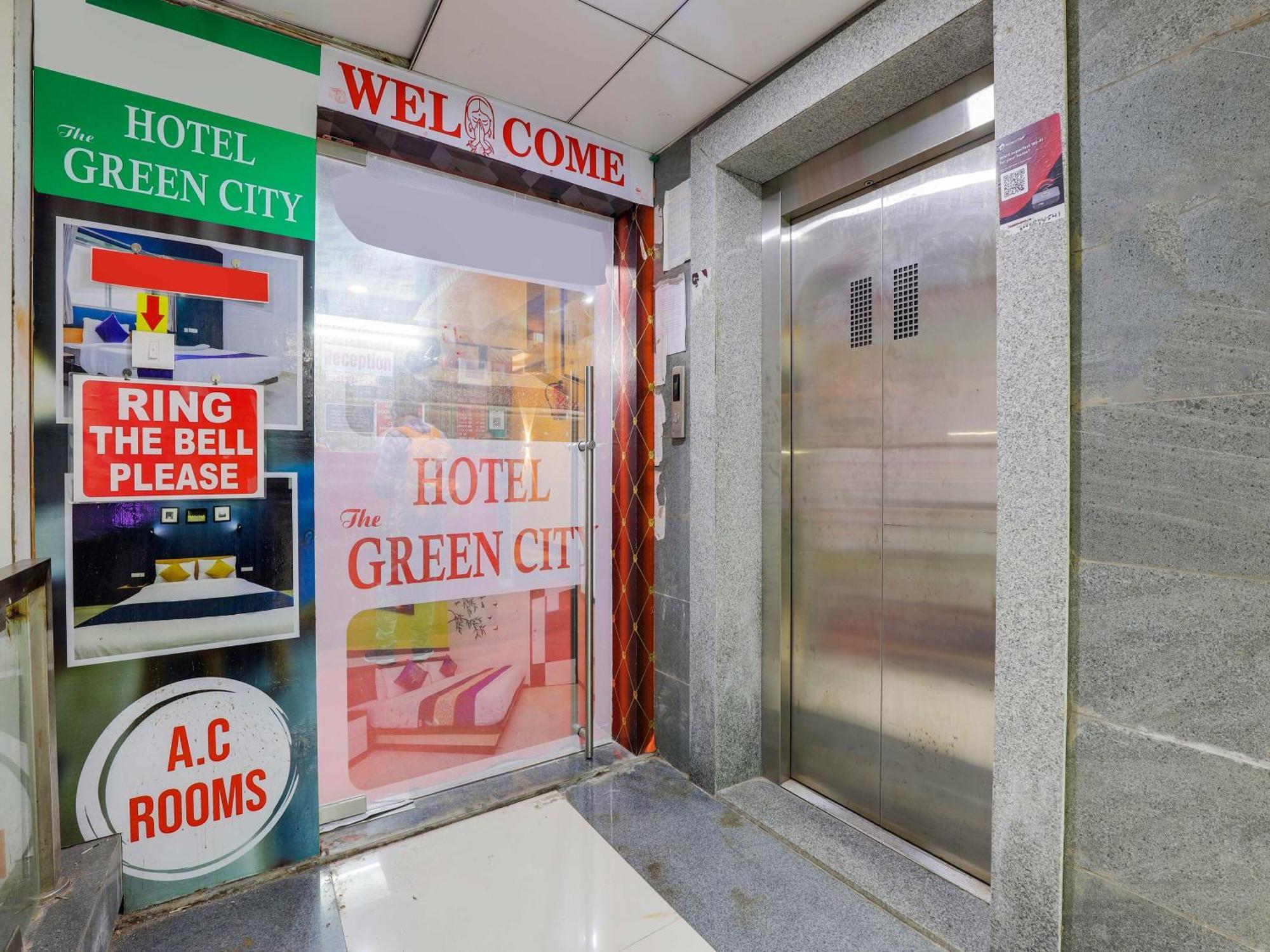 Hotel O Green City Súrat Exteriér fotografie